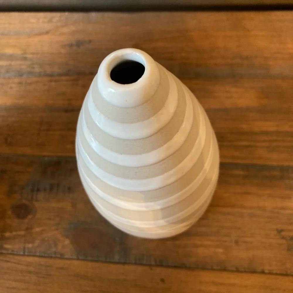 Jonathan Adler Stripe Vase - Picture 6 of 7